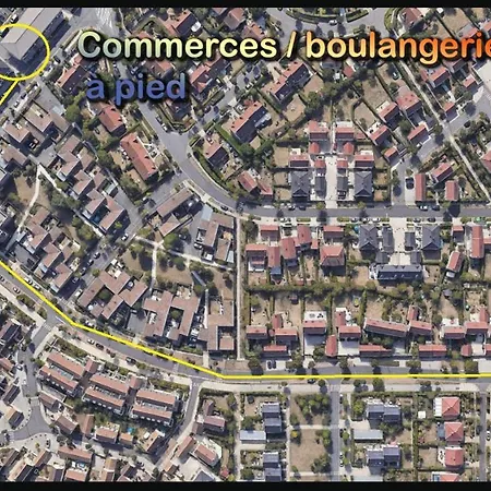 Apartment Avec Salle De Jeux Privee,10min De Transport En Commun 6 Couchages *